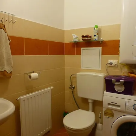 Διαμέρισμα Nice Holiday Apartman