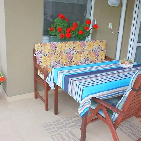 Διαμέρισμα Nice Holiday Apartman *